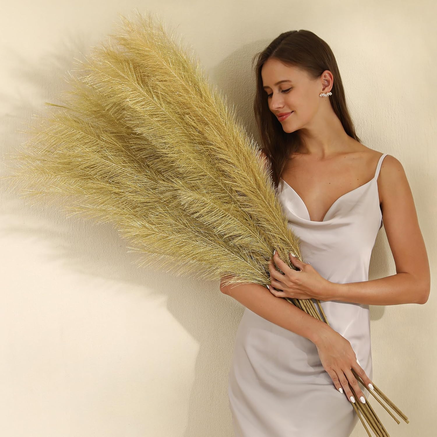 Wertuirk Gold Pampas Grass Decor - 45-Inch Set of 8 | Faux Tall Pampas Grass Soft and Fluffy | Perfect for Wedding Centerpieces, Great Gatsby Party Decorations and Glam Room Decor